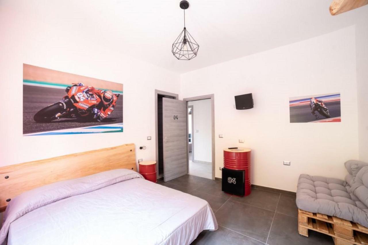 Bed and Breakfast Italian Piston House Sport Moto Rent Millesimo Zewnętrze zdjęcie